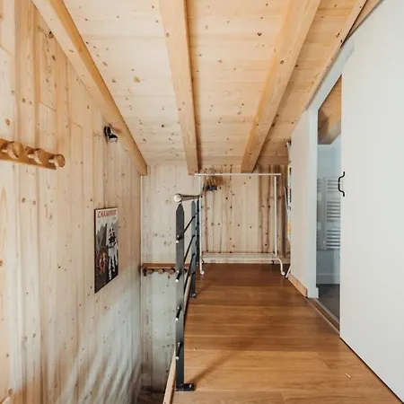 Chalet Chalet With Mountain View And 2 Min Walk From The City Center *