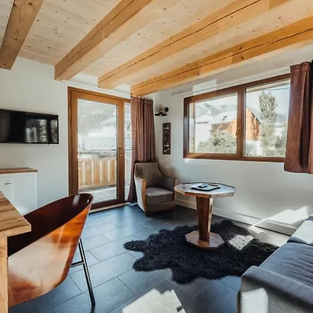 Chalet Chalet With Mountain View And 2 Min Walk From The City Center
