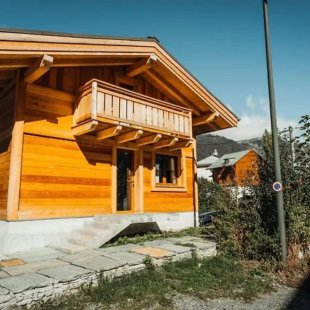 Chalet With Mountain View And 2 Min Walk From The City Center * Chamonix